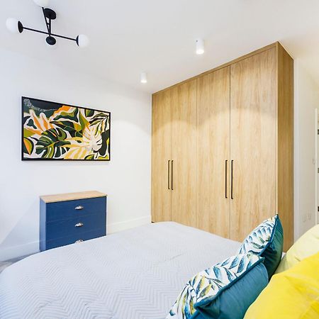 Luxury Spacious 2 Bed Apartment, London - Sk ภายนอก รูปภาพ