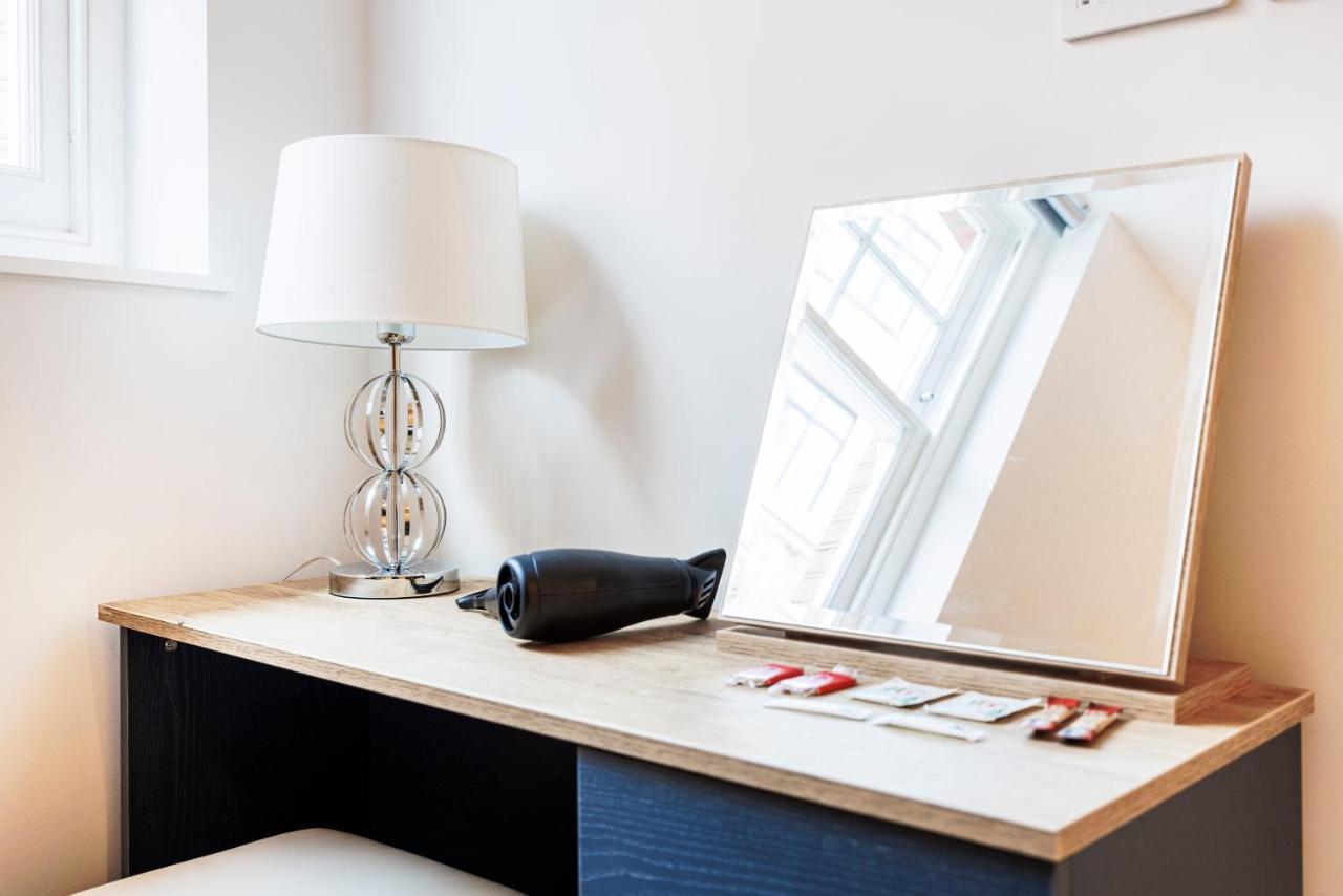 Luxury Spacious 2 Bed Apartment, London - Sk ภายนอก รูปภาพ