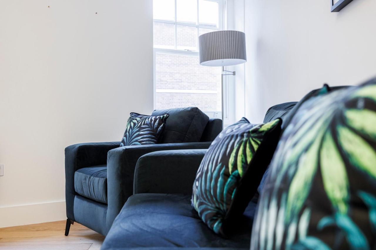 Luxury Spacious 2 Bed Apartment, London - Sk ภายนอก รูปภาพ