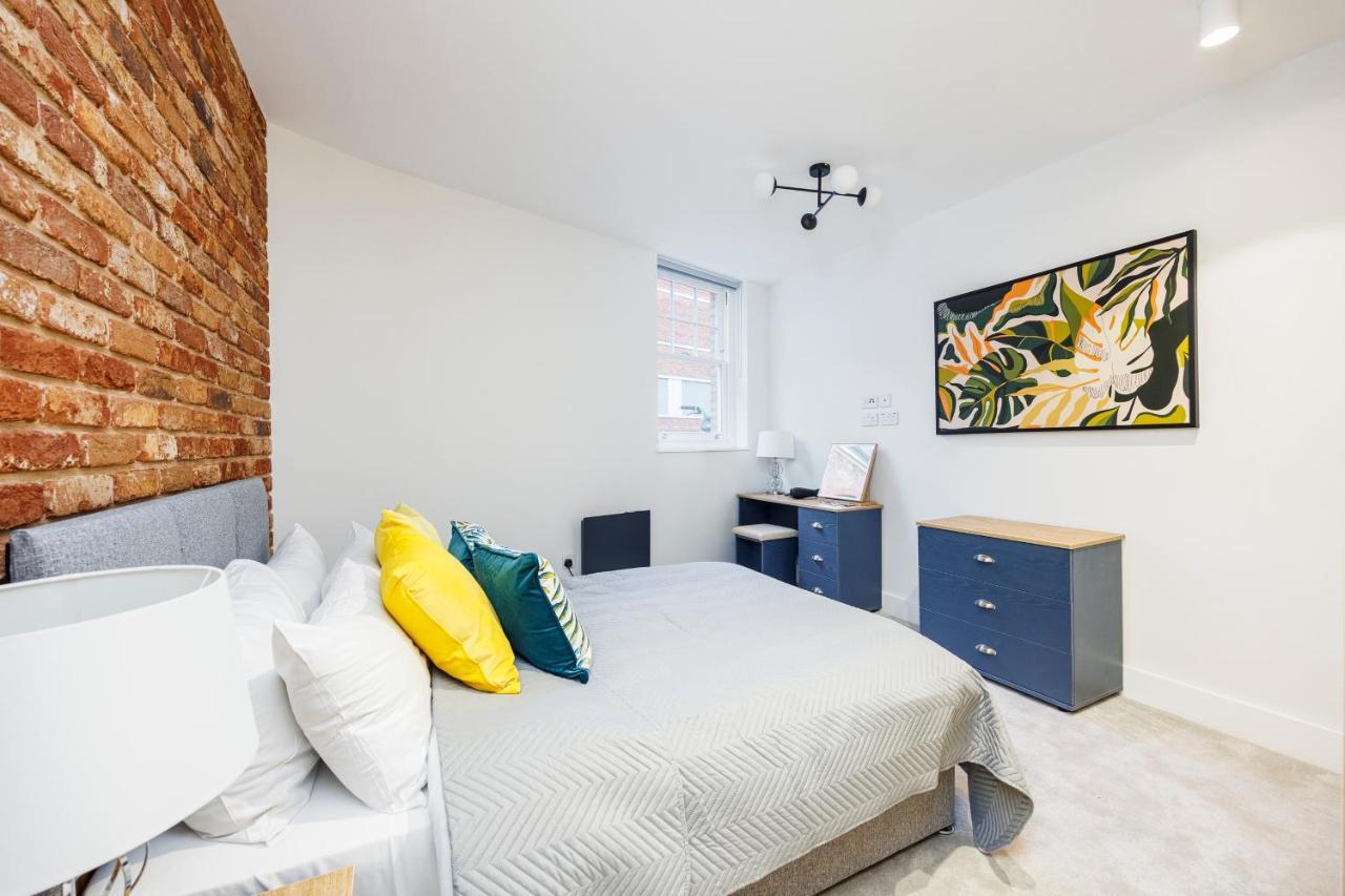Luxury Spacious 2 Bed Apartment, London - Sk ภายนอก รูปภาพ