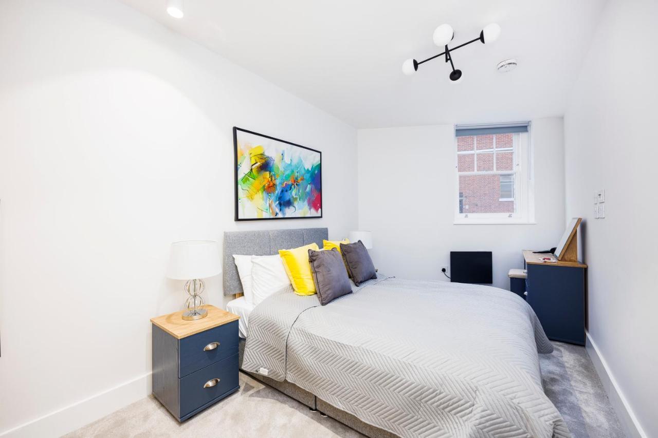 Luxury Spacious 2 Bed Apartment, London - Sk ภายนอก รูปภาพ