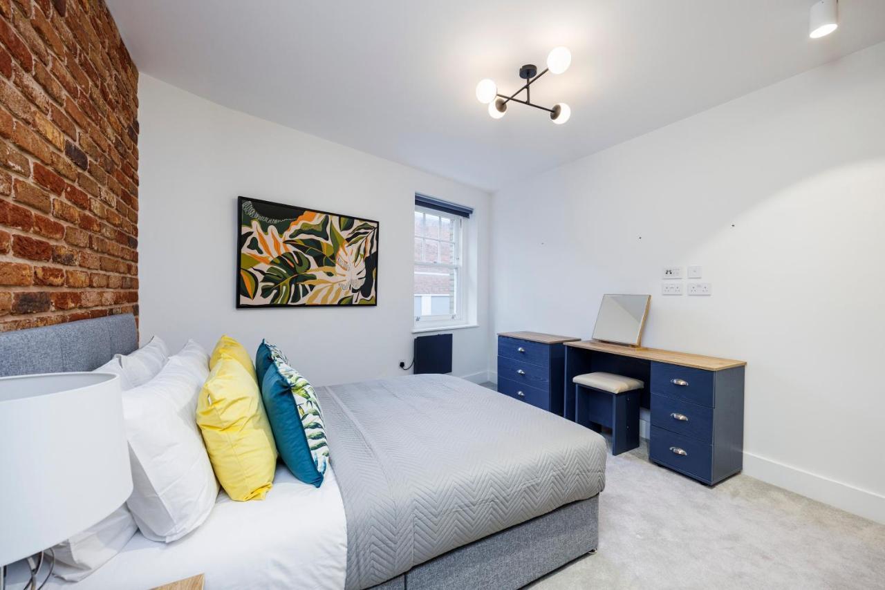 Luxury Spacious 2 Bed Apartment, London - Sk ภายนอก รูปภาพ